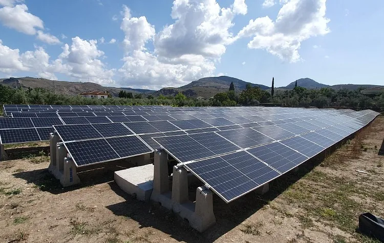 proyecto optitruha placas solares